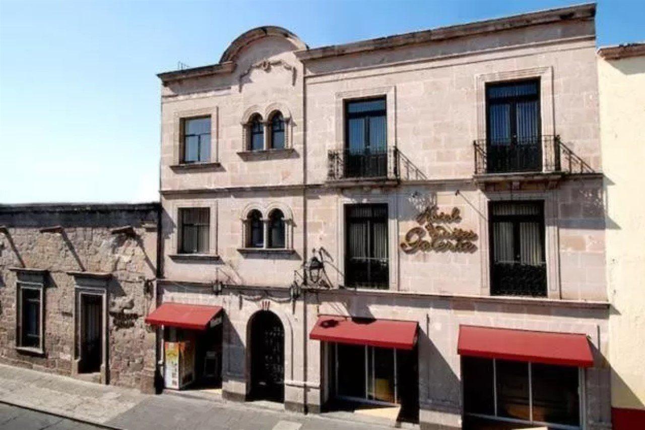 Hotel & Suites Galeria Morelia Bagian luar foto