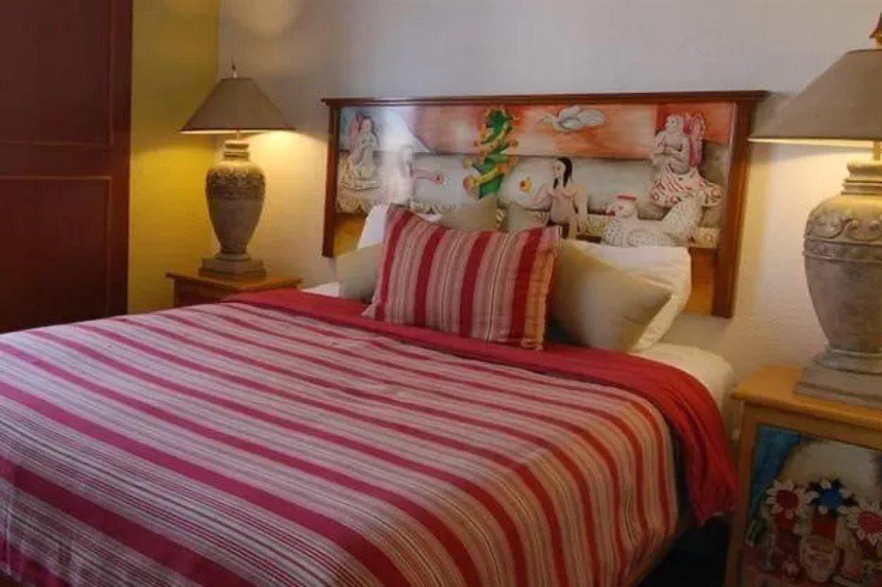 Hotel & Suites Galeria Morelia Bagian luar foto